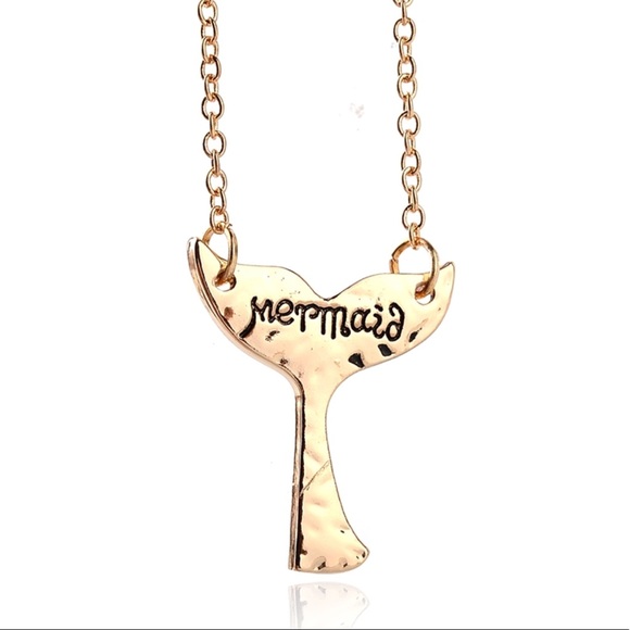 Jewelry - ❤️ Gorgeous Mermaid Tail Necklace- gold tone